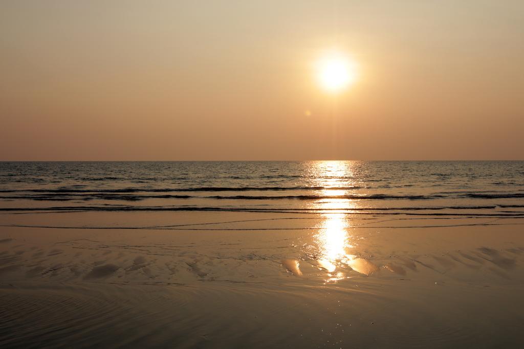 Hotel Sunset Lounge Sihanoukville Esterno foto