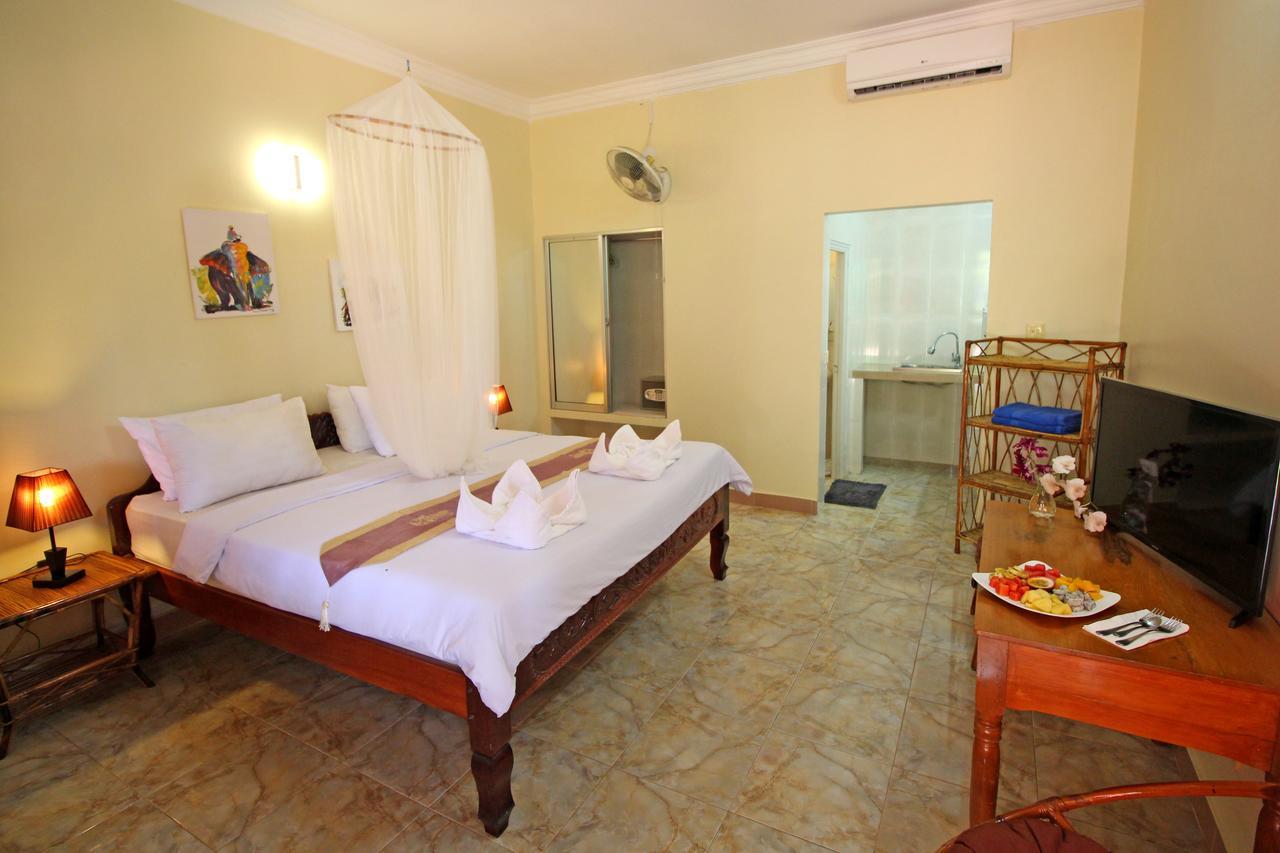 Hotel Sunset Lounge Sihanoukville Esterno foto